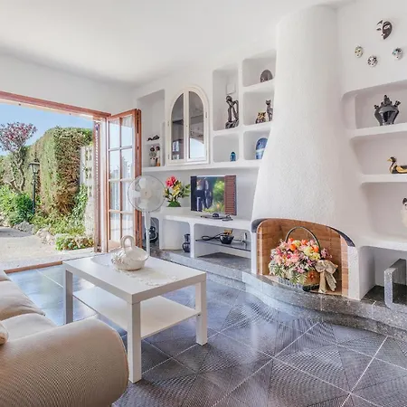 Awesome Home In Tossa De Mar With Wifi Prázdninový dům Tossa de Mar