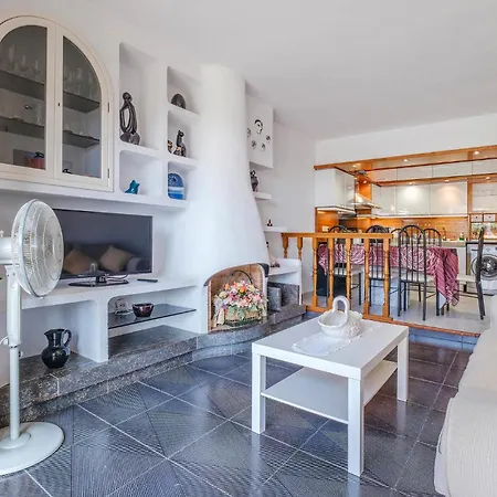 Awesome Home In Tossa De Mar With Wifi *