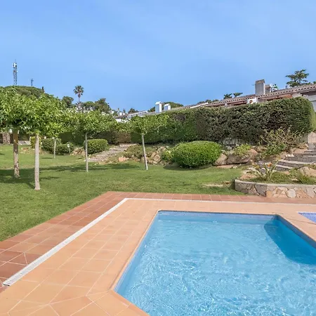 Awesome Home In Tossa De Mar With Wifi Будинок відпочинку *